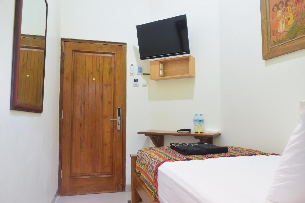The Cabin Hotel Ambasador Yogyakarta Exteriör bild